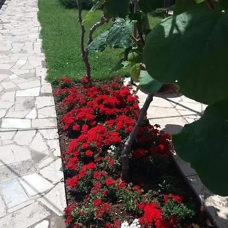 דירה In Vrvari With Balcony, Air Conditioning, W-lan, Washing Machine 664-1 פורץ