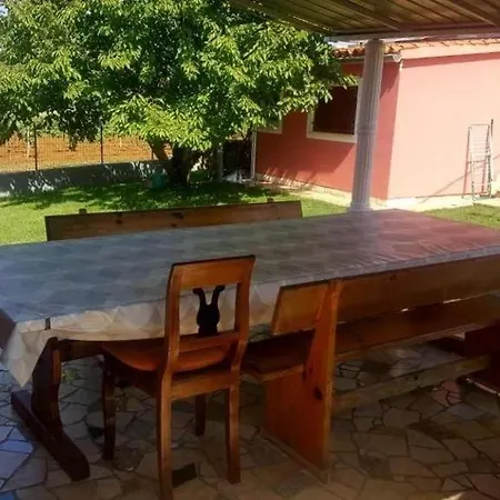 In Vrvari With Balcony, Air Conditioning, W-lan, Washing Machine 664-1 Apartment