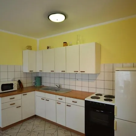 In Vrvari With Balcony, Air Conditioning, W-lan, Washing Machine 664-1 *