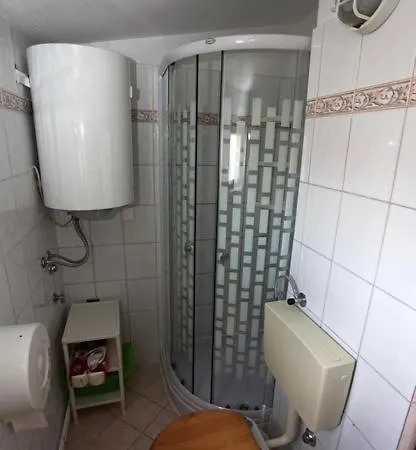 In Vrvari With Balcony, Air Conditioning, W-lan, Washing Machine 664-1 Apartment