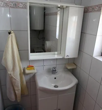 In Vrvari With Balcony, Air Conditioning, W-lan, Washing Machine 664-1 Apartment